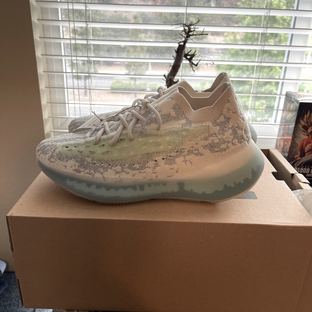 Adidas yeezy 380 alien blue reflective size 11